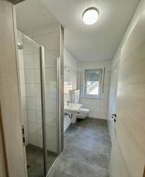 Gäste WC mit Dusche