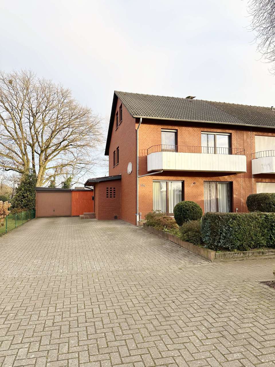 Bramsche: Charmante Doppelhaushälfte mit großzügigem Grundstück in Bramsche 